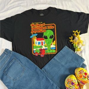 DOM Alien Black Graphic T-Shirt